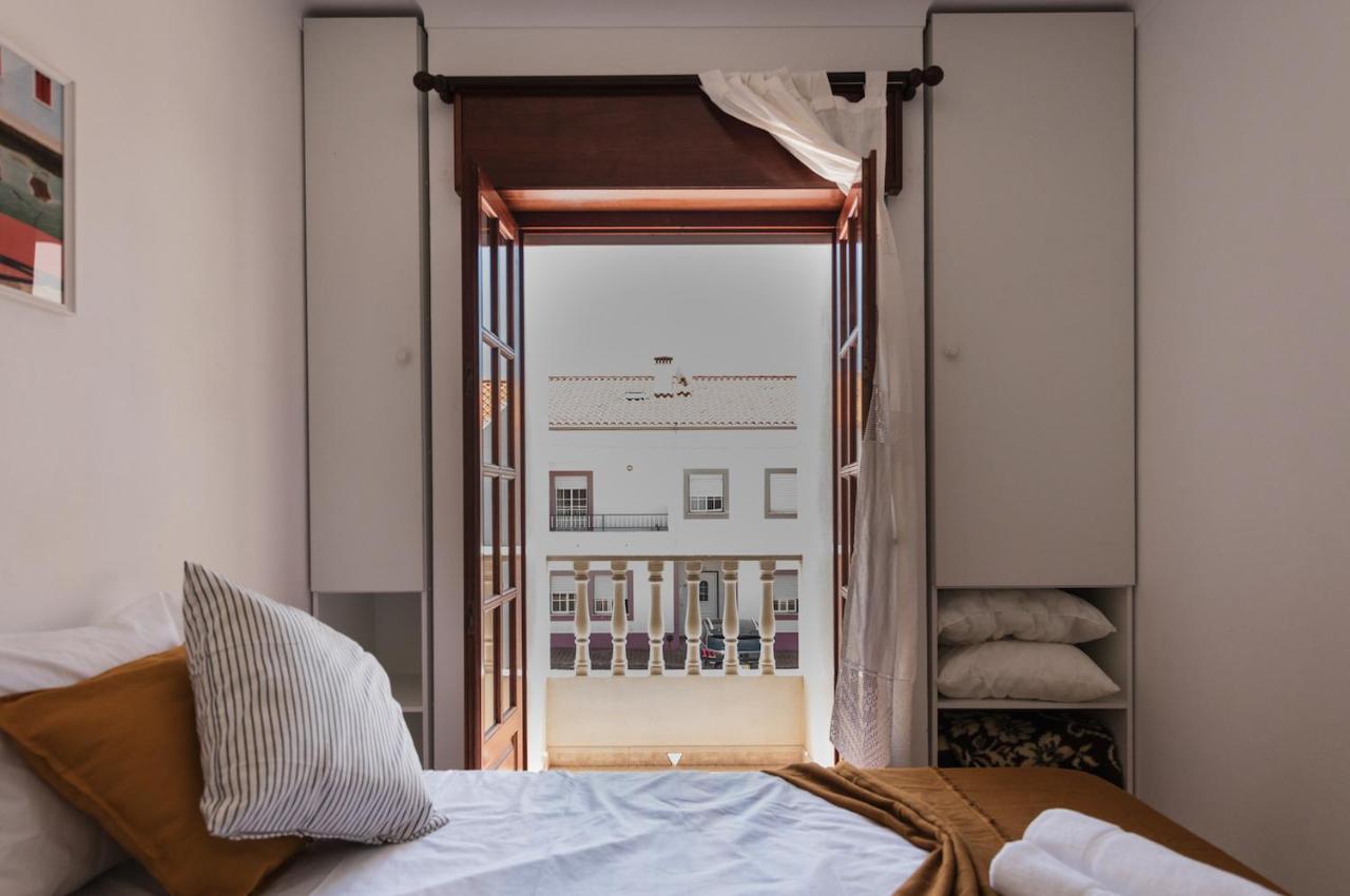Zambujeira Do Mar 4-Bed House Perfect For Families & Friends Apartment ภายนอก รูปภาพ