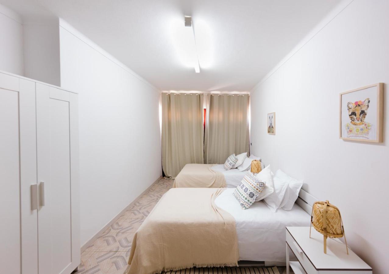 Zambujeira Do Mar 4-Bed House Perfect For Families & Friends Apartment ภายนอก รูปภาพ